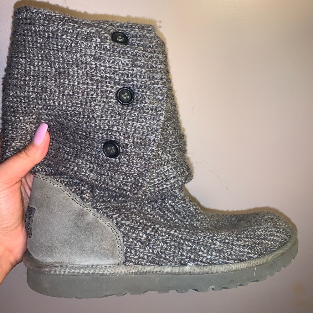 UGG Knitted Boots Size 9 - Gray